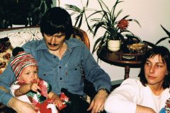 086-gramma-made-festive-scarves-hats